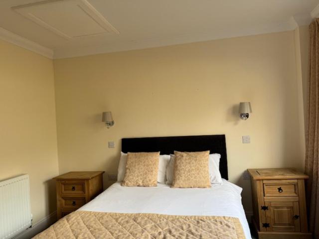 The Waverley 3*